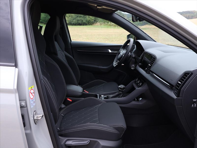 Škoda Karoq 2,0 TDI 4x4 DSG Sportline DPH - fotka 13 z 34