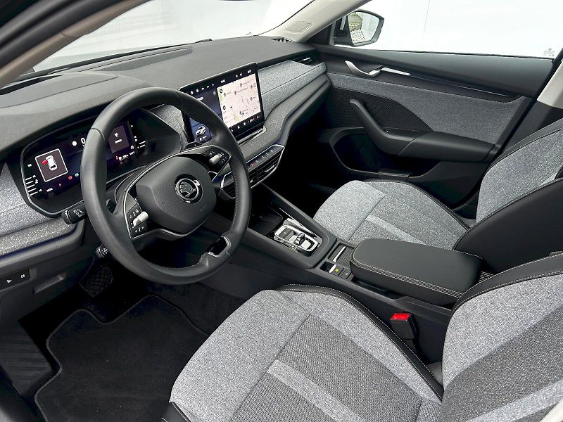 Škoda Octavia (2024) Combi 2.0 TDI 110kW DSG Top Se - fotka 24 z 35