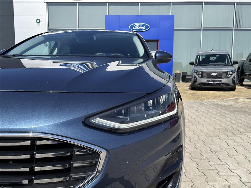 Ford Focus 1,0 EcoBoost 114kW Titanium - fotka 9 z 42