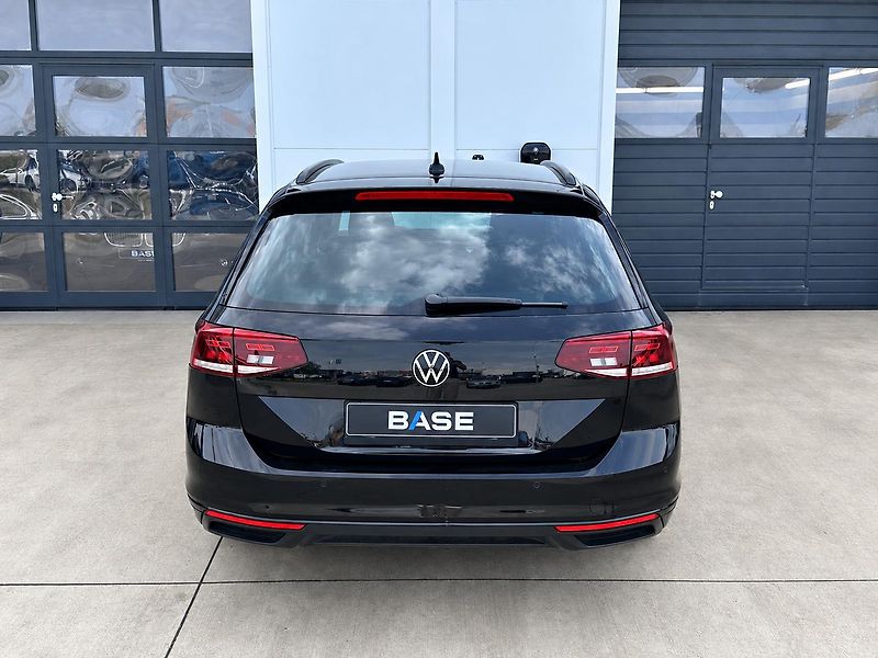 Volkswagen Passat 20TDI DSG Basic - fotka 5 z 21