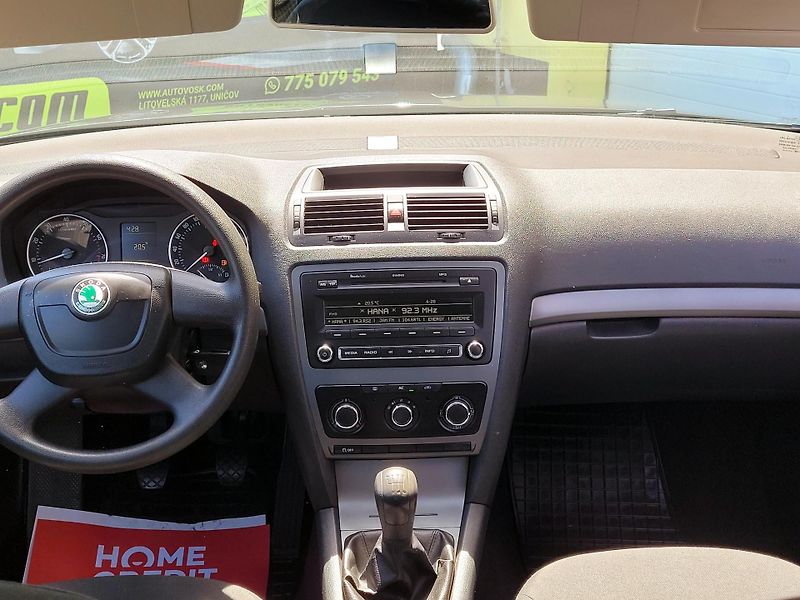 Škoda Octavia 1,2TSi 105k*SERV.KNÍŽKA*       - fotka 33 z 42