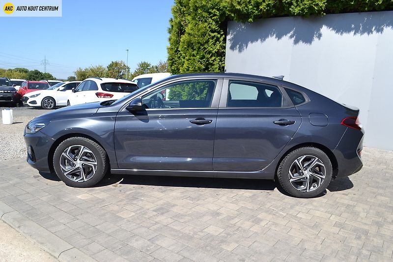 Hyundai i30 FB 1.0T-GDI COMFORT ALU16 - fotka 2 z 54
