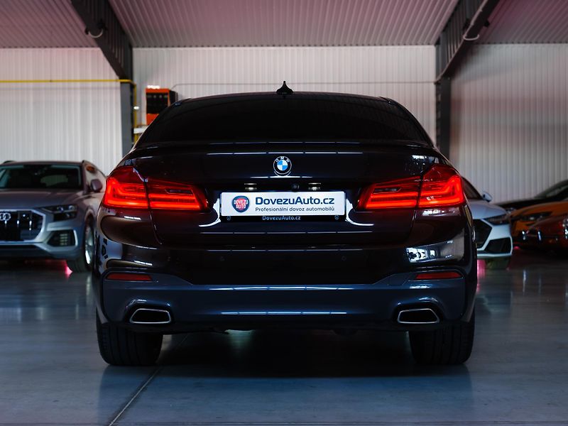 BMW Řada 5 540d xDrive M-Paket, ČR, DPH - fotka 7 z 31