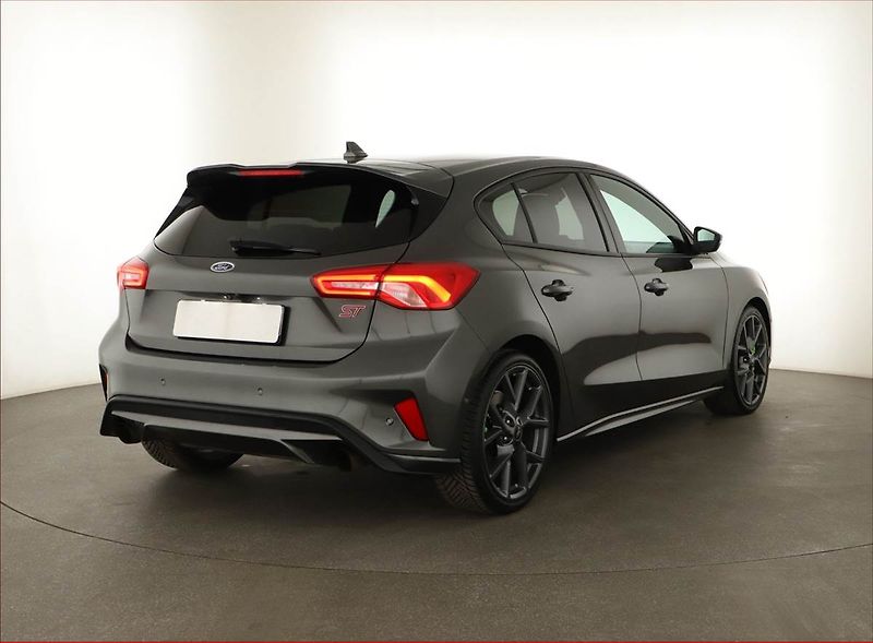 Ford Focus (2020) 2.3 EcoBoost ST - fotka 5 z 20