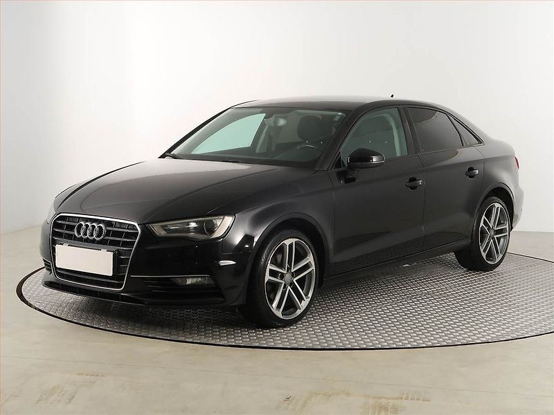 Audi A3 (2014) 2.0 TDI, Automat, Navi - fotka 2 z 18