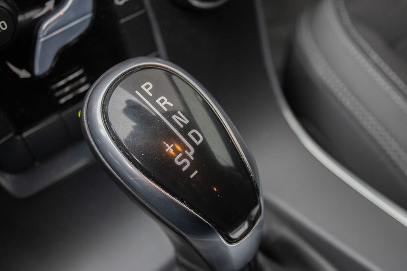 Volvo V60 - fotka 28 z 36