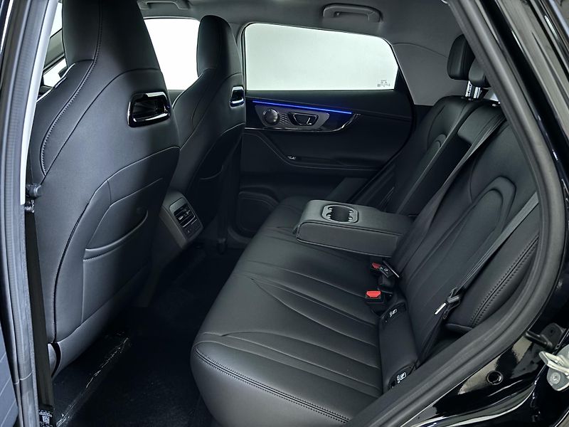 Omoda 5 (2026) Premium 1.6 tGDI 108kW - fotka 7 z 33