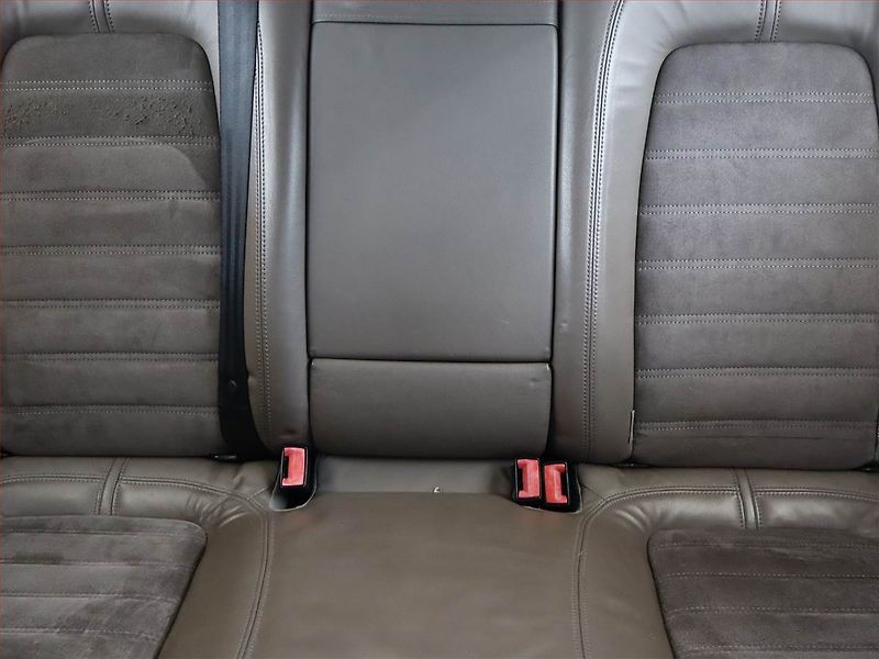 Volkswagen Passat (2007) 2.0 TDI, 4X4, nová STK - fotka 8 z 13
