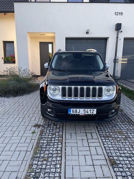 Jeep Renegade (2017) 1.4 4x4 Top stav, aut.nehavar. - fotka 2 z 12