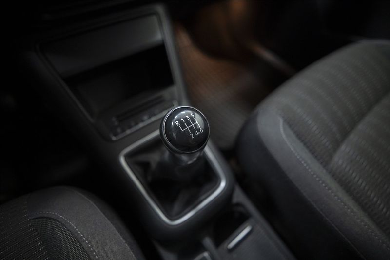 Volkswagen Tiguan 1,4 TSI KAMERA VÝHŘEV TAŽNÉ ČR - fotka 22 z 38