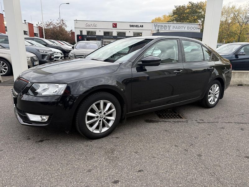 Škoda Octavia 1.0 TSI 85KW  - fotka 2 z 32