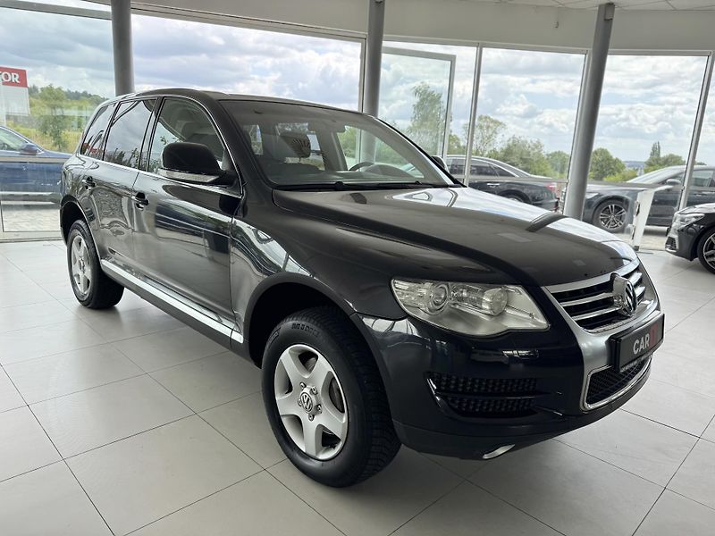 Volkswagen Touareg - fotka 4 z 37