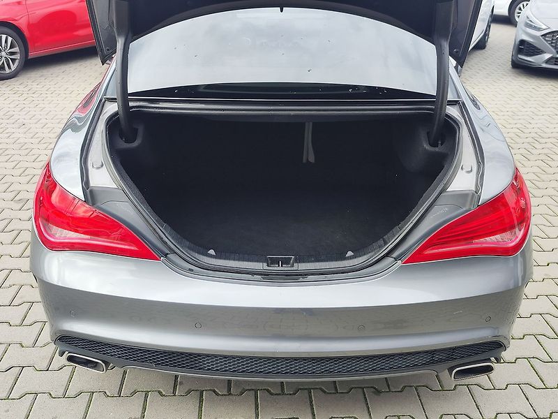 Mercedes-Benz CLA CLA200/130kW AMG LINE AT - fotka 9 z 26