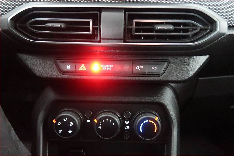 Dacia Sandero (2022) 1.0 TCe, LPG, Serv.kniha - fotka 12 z 17