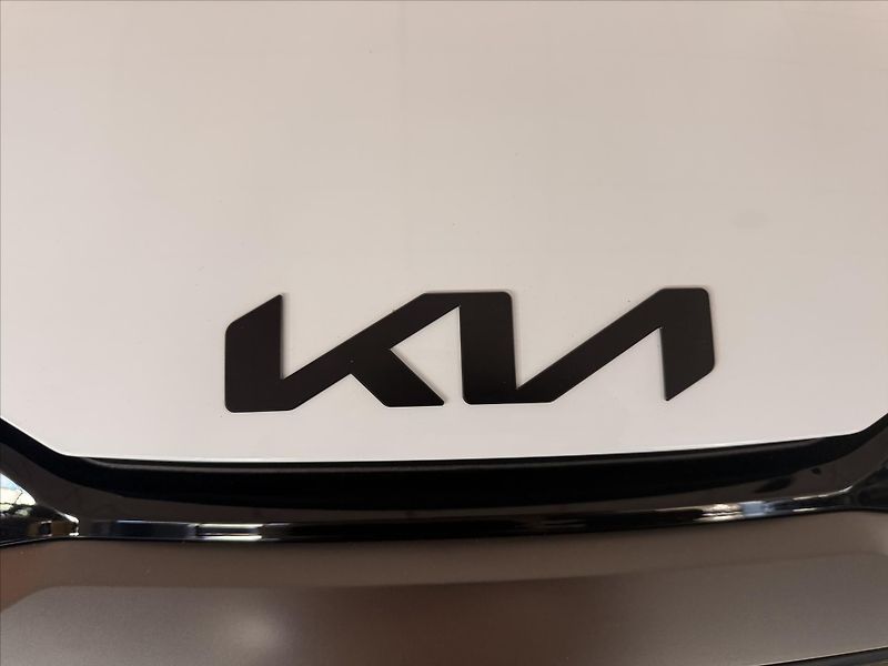 Kia Sportage (2026) 1,6 T-GDi DCT BLACK EDITION - fotka 2 z 15