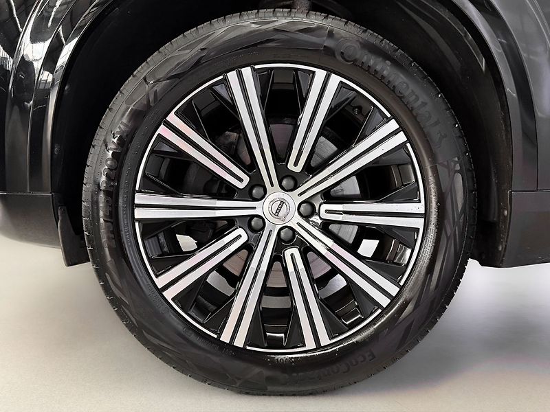 Volvo XC90 B5 AWD INSCRIPTION, HIGH BEAM, - fotka 9 z 28