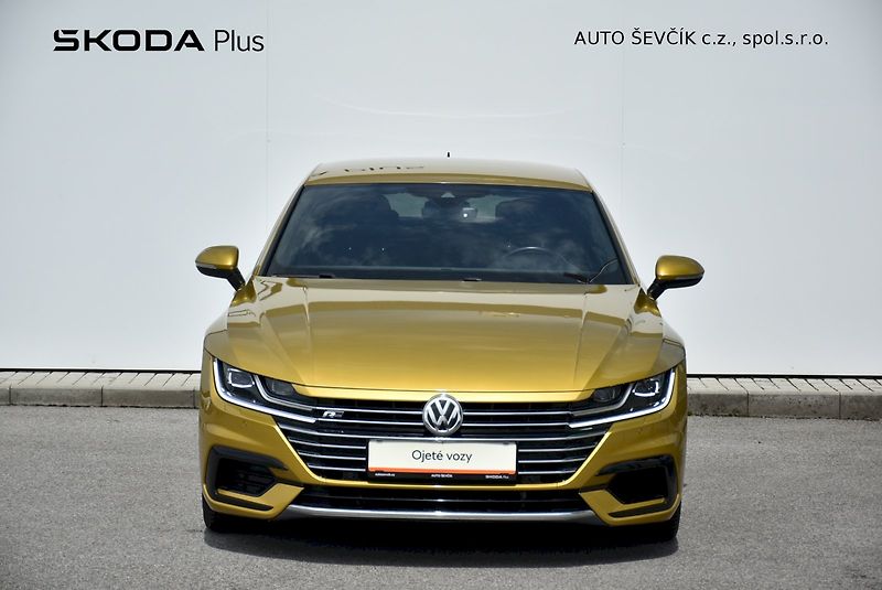 Volkswagen Arteon (2018) R-Line  2.0 BITDI 176kW 4x4 DS - fotka 4 z 32