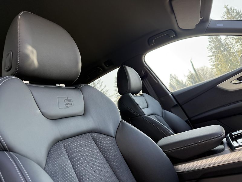 Audi Q7 (2025) 50TDI 210kW S-LINE 7MÍST NZN!! - fotka 39 z 57