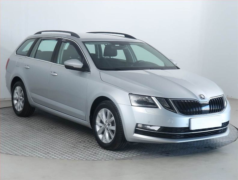 Škoda Octavia (2017) Style Plus 1.6 TDI, Tempomat - fotografie inzerátu