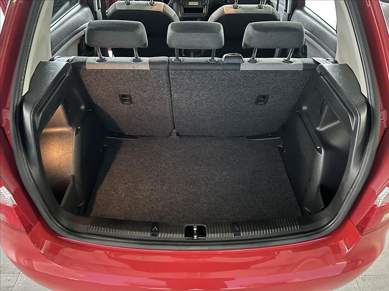 Škoda Fabia 1,2   HTP 44kW,KLIMA,ALU - fotka 13 z 14