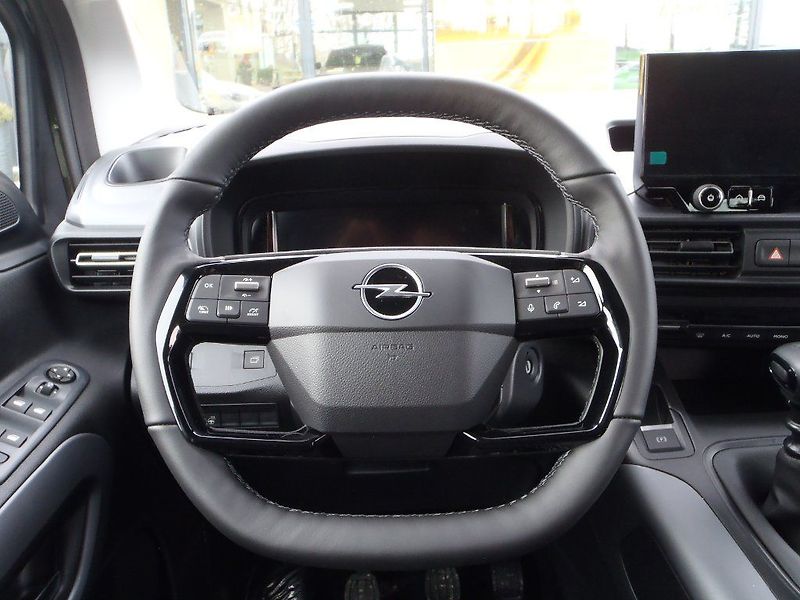 Opel Combo Life Elegance Plus 1.5 CDTI - fotka 14 z 29
