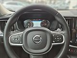 Volvo XC60 2,0 D3 MOMENTUM+ MAN - náhled 8