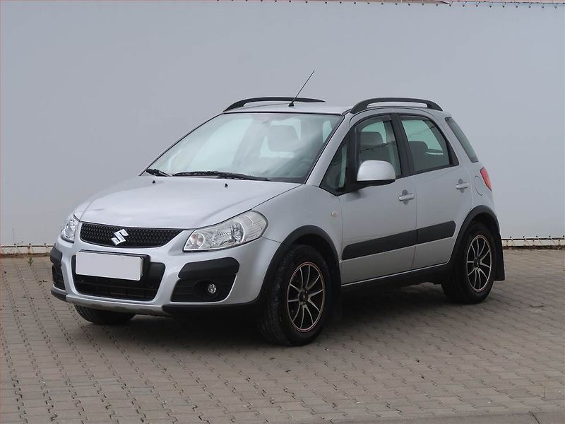 Suzuki SX4 (2011) 1.5 VVT, LPG - fotka 2 z 13