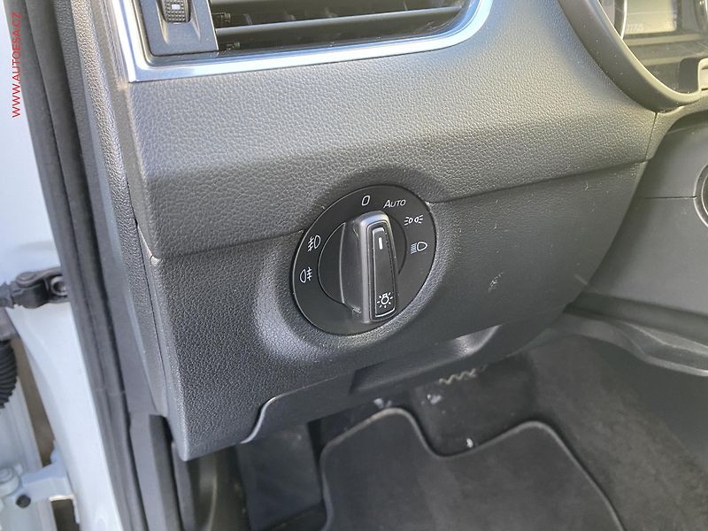 Škoda Octavia (2015) 2.0 TDi 4x4, DSG - fotka 15 z 18