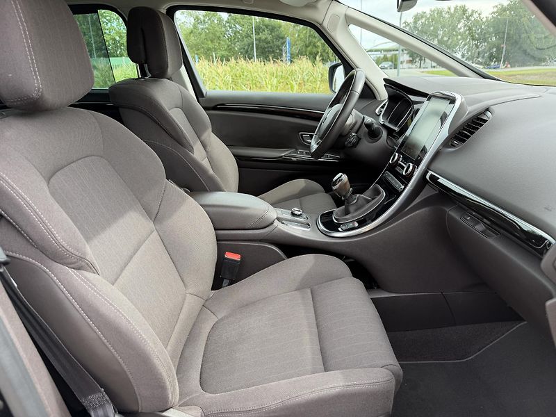 Renault Espace 1.6 DCI 7MÍST LED NAVI 2X KOLA - fotka 37 z 47