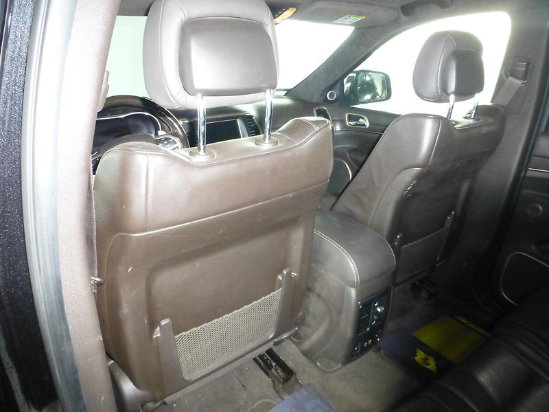 Jeep Grand Cherokee (2013) 3,0CRDI*VYHŘ.S*PARK.KAME*XENON - fotka 18 z 28