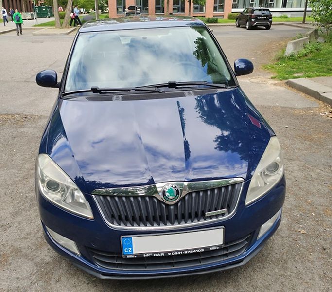 Škoda Fabia (2011) 1.2 TDi, Greenline, autoškola - fotka 2 z 9