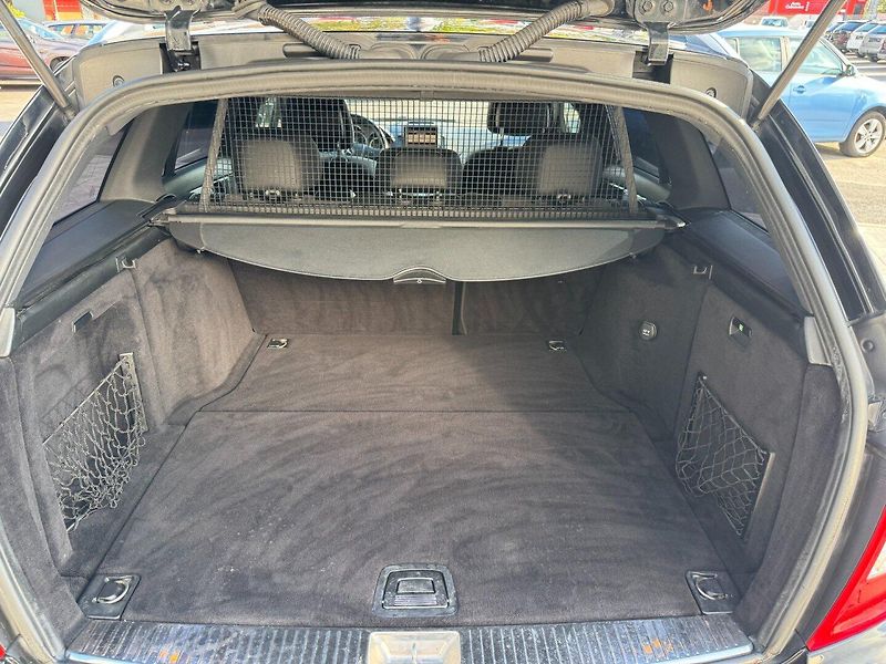 Mercedes-Benz Třídy C (2010) AMG 2,2 CDI 125 KW Automat - fotka 22 z 31