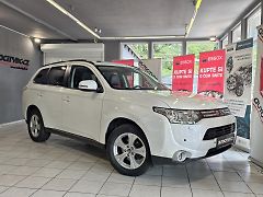 Mitsubishi Outlander 2.2 DI-D 110kW A/T, 7MÍST, 4x4 - fotografie inzerátu