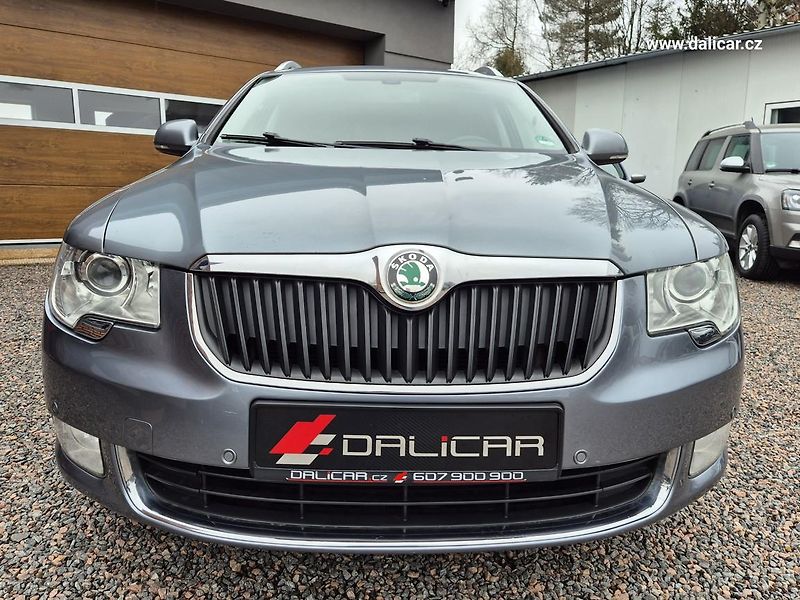 Škoda Superb (2012) 2.0TDi 125KW ELEGANCE XENON - fotka 16 z 50