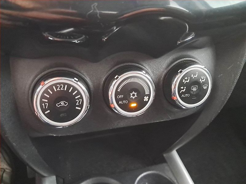 Citroën C4 Aircross (2014) 1.6 HDi, Serv.kniha - fotka 13 z 17