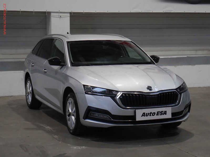 Škoda Octavia (2020) 2.0TDi, ČR, LED, park.čidla - fotografie inzerátu
