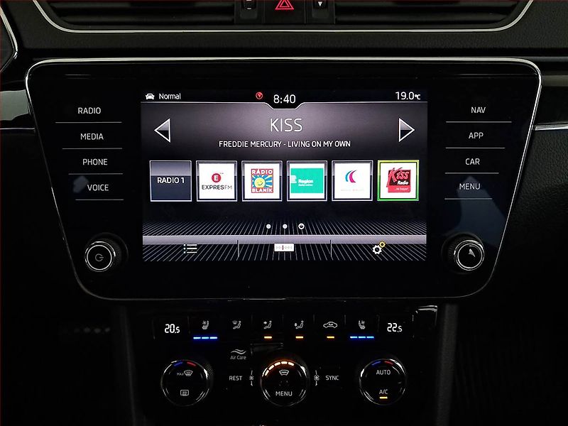 Škoda Superb (2020) Laurin&Klement 2.0 TDI 4x4 - fotka 12 z 21
