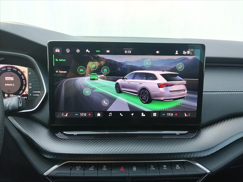 Škoda Octavia 2,0   2,0 TDI 110 KW DSG SPORT - fotka 13 z 36