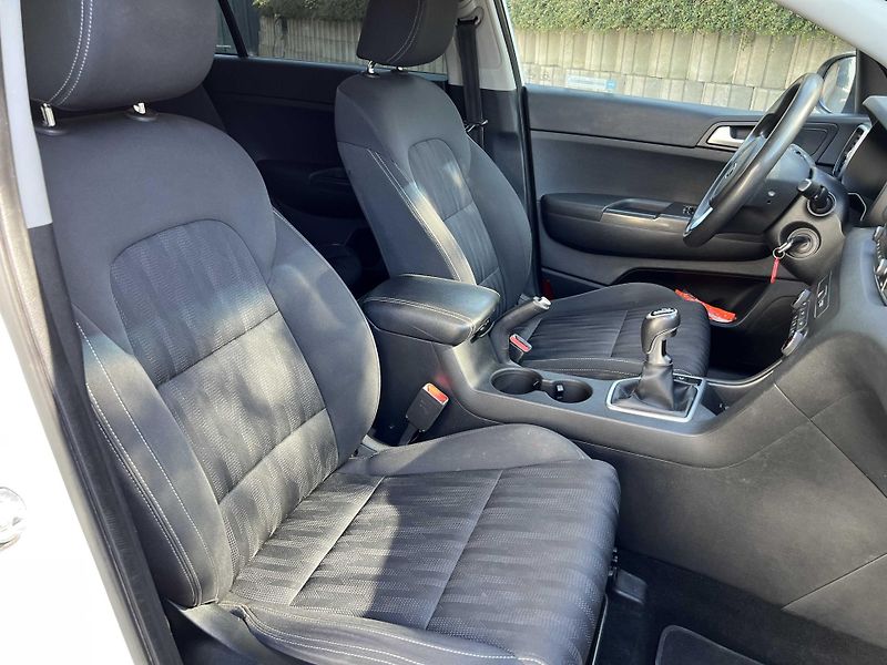 Kia Sportage 1.7 CRDi 85 kW PŮVOD ČR - fotka 6 z 14