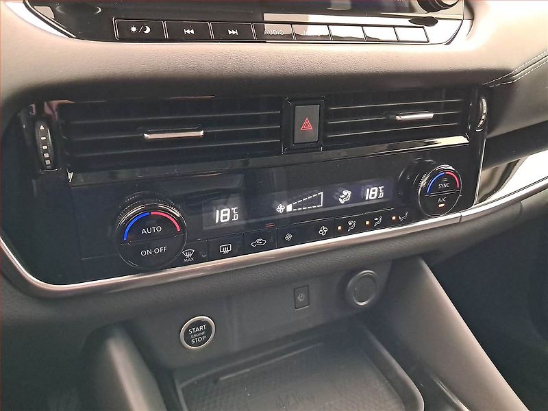 Nissan Qashqai (2021) N-Connecta 1.3 DIG-T - fotka 21 z 21