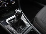 Volkswagen Golf 1,4 TSI 92kW Cup 1.Maj Navi - náhled 24
