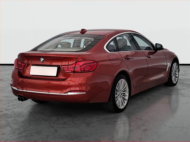 BMW Řada 4 (2018) 430i xDrive - fotka 5 z 23