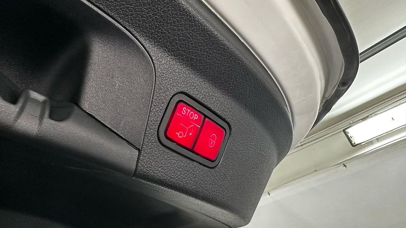 Mercedes-Benz GLE AMG 53 / TAŽNÉ / ZADNÍ TV - fotka 23 z 66