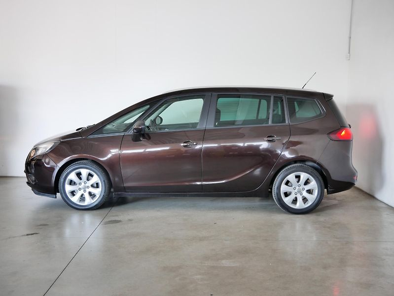 Opel Zafira - fotka 3 z 25
