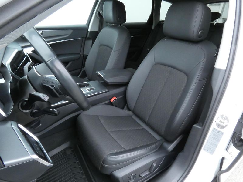 Audi A6 Allroad (2021) 50 TDI - fotka 17 z 29