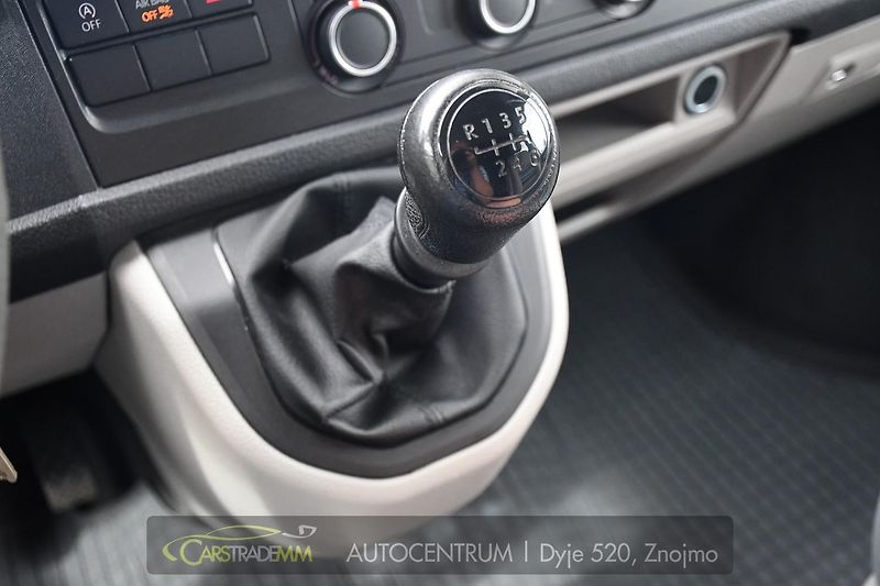 Volkswagen T6 2.0TDi 103kW L2H2 - fotka 25 z 53