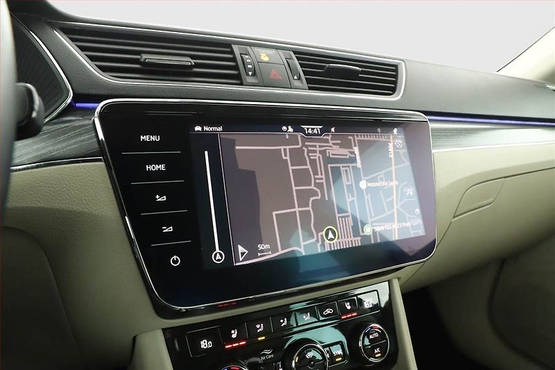 Škoda Superb (2020) iV 1.4 TSI PHEV, ČR, AUTOMAT - fotka 15 z 25