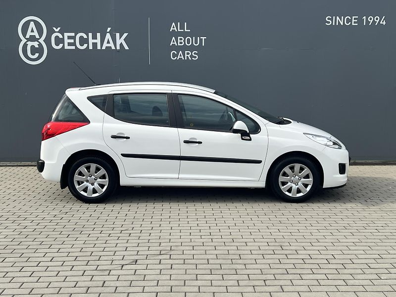 Peugeot 207 (2011) 1,4i 54kW SW - fotka 4 z 28