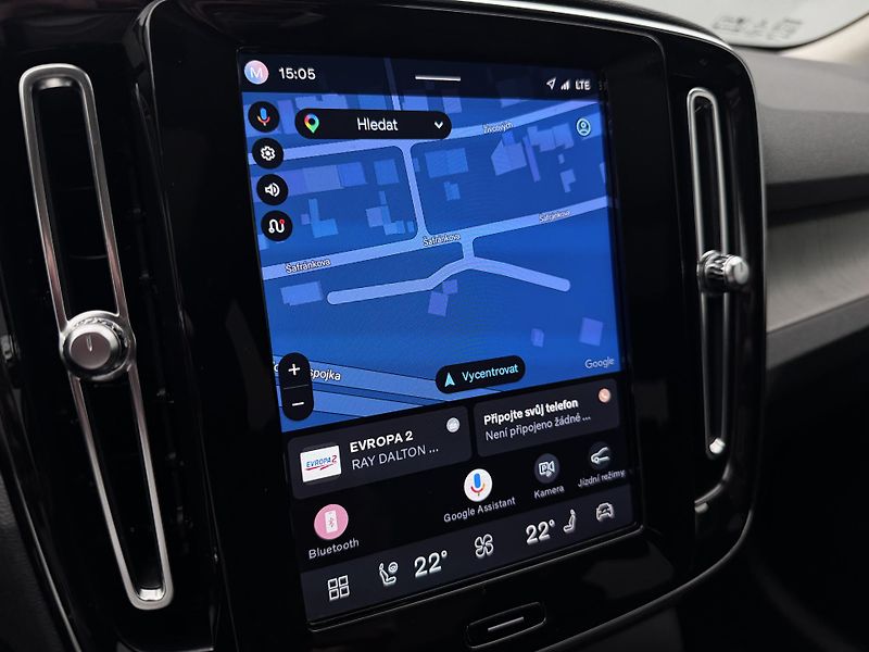 Volvo XC40 B4 AWD ULTIMATE CZ - fotka 33 z 49