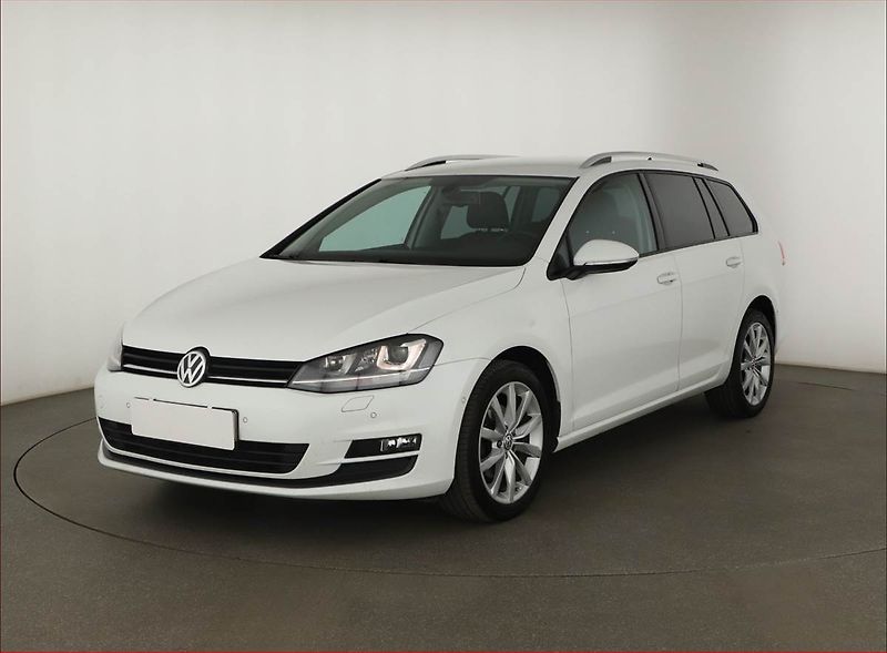 Volkswagen Golf (2016) 1.6 TDI, Xenony, Tempomat - fotka 2 z 15